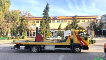 Tractari auto - Bacău 600356