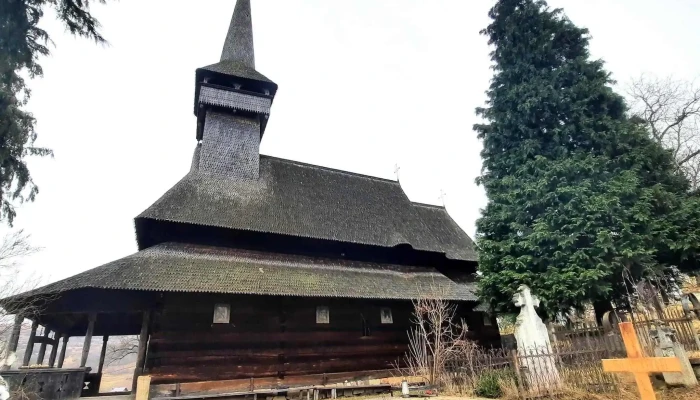 Biserica De Lemn Cuvioasa Paraschiva -  Instagram - Poienile Izei