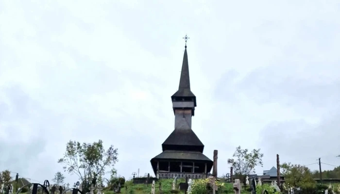 Biserica De Lemn Cuvioasa Paraschiva -  Videoclipuri - Poienile Izei