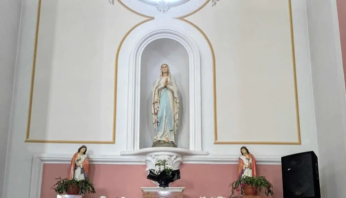 Biserica Inaltarea Sfintei Cruci Luizi Călugăra - Luizi-călugăra