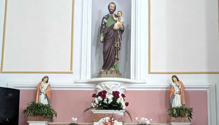 Biserica Inaltarea Sfintei Cruci Scor - Luizi-călugăra