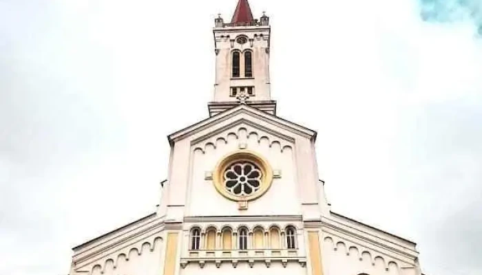 Biserica Înălţarea Sfintei Cruci - Luizi-Călugăra