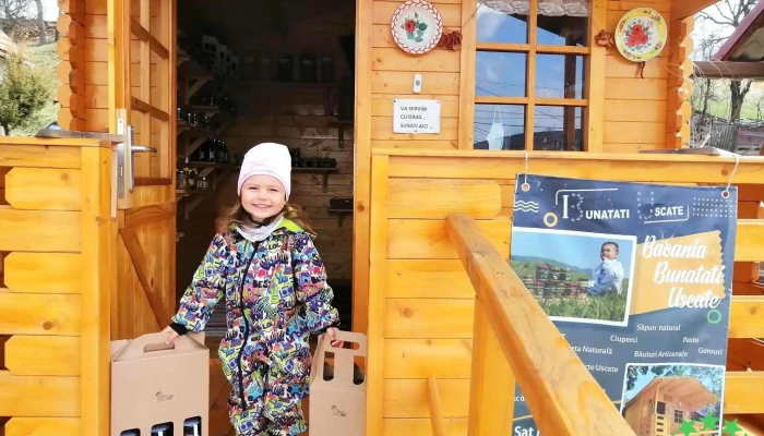 Bunatati Uscate De La Proprietar - Mărgău