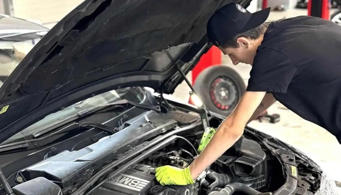 Carla Motors - Valea Adâncă 707317