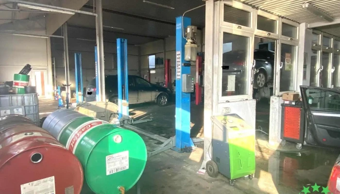 Castrol Service Auto Gabrielle -  Interior - Marginea