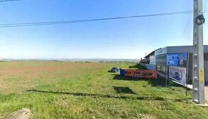 Castrol Service Bianco Ely -  Street View Si 360deg - Luncușoara