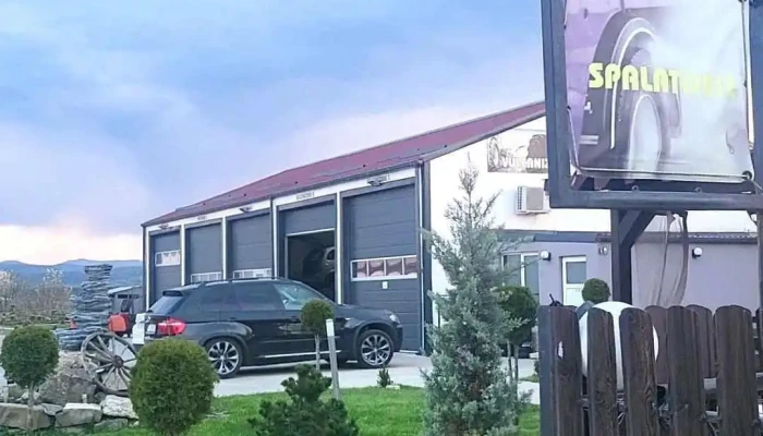 Castrol Service Service Auto Kreativ Kor -  De La Proprietar - Cornu Luncii