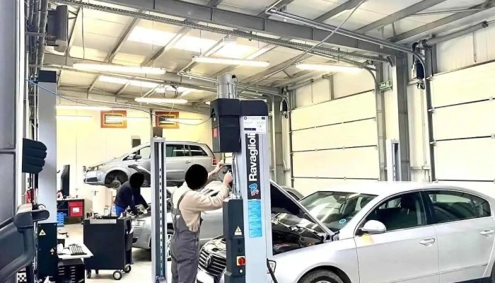 Castrol Service Vulturii - Comuna Măciuca