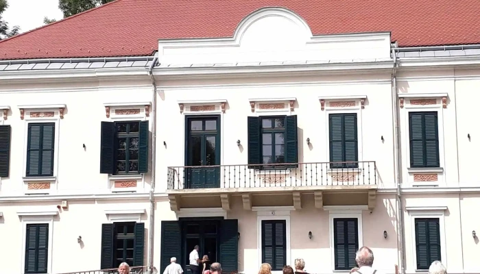 Castrul Roman De La Calugareni Locație - Călugăreni