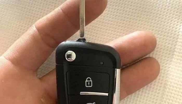 Chei auto Sibiu - Deblocare auto chei pierdute, Copiere chei cu cip, Reparatie contact auto, Anulare imobilizator - Sibiu