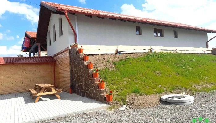 Complex Turistic Lac Sarat Ideciu Bai De La Vizitatori - Ideciu Băi