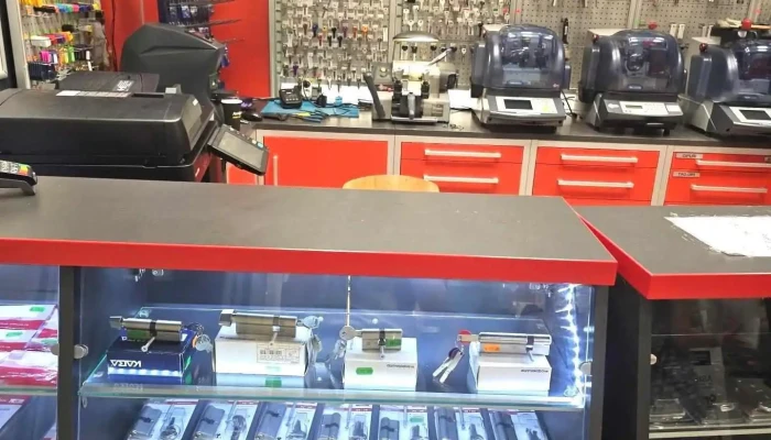 Copiere Chei Auchan Drumul Taberei -  Cele Mai Recente - București