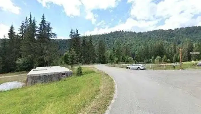 Curtea Cu Cai -  Street View Si 360deg - Borsec