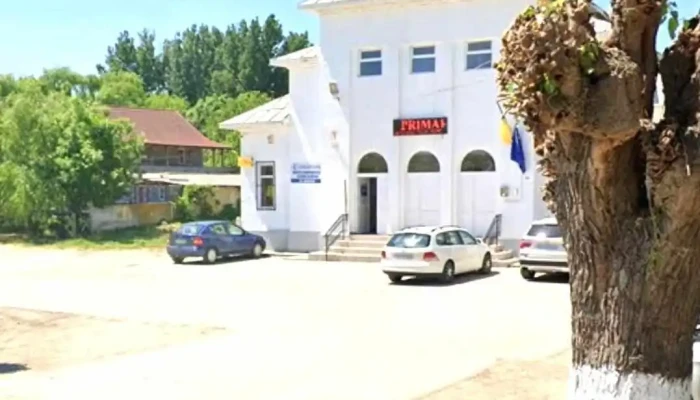 Căminul Cultural Izvoarele - România
