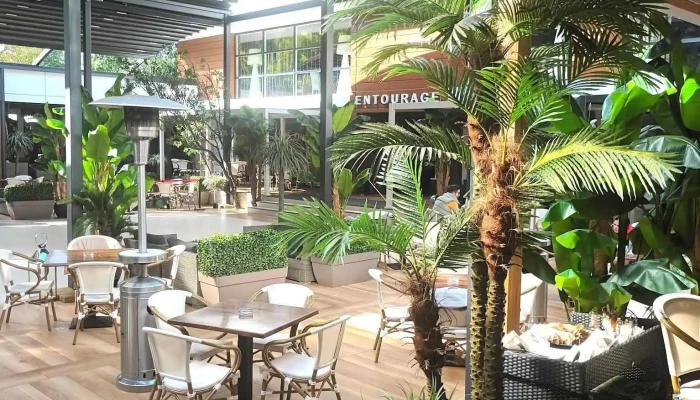 Entourage Club - Roșiori De Vede 145100