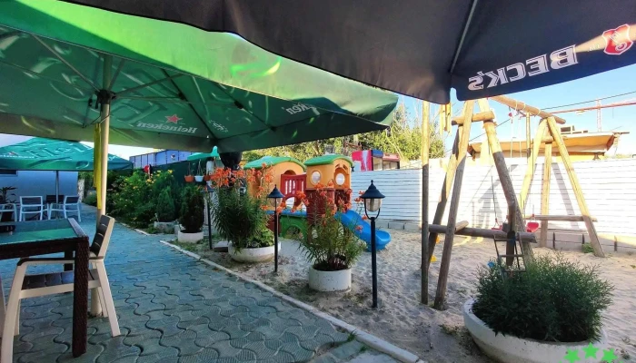 La Misu -  De La Vizitatori - Mamaia-sat