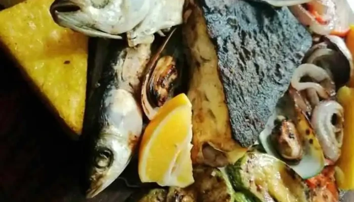 Lotca -    Restaurant Pescaresc Macrou - Năvodari