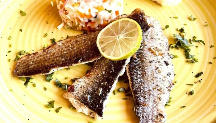 Lotca -    Restaurant Pescaresc Mancaruribauturi - Năvodari
