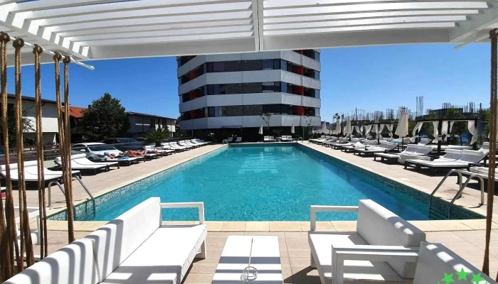 Mamaia Summerland -  Dotari - Constanța