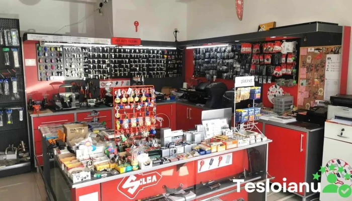 Markos Key -  Interior - Pașcani