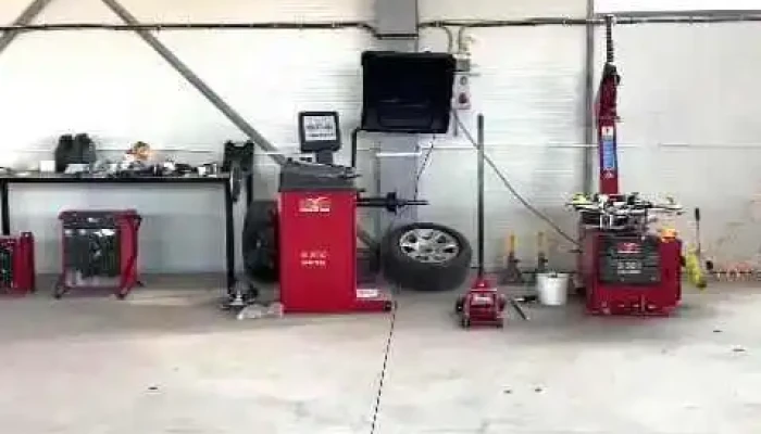 Masinistii   Atelier Auto Videoclipuri - Suceava