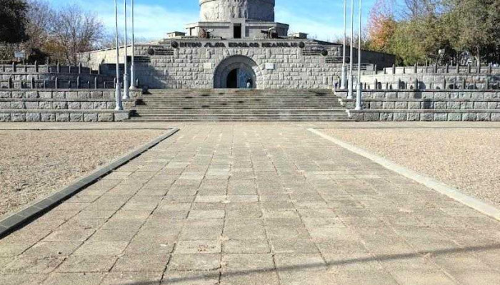 Mausoleul de la Mărășești - Mărășești