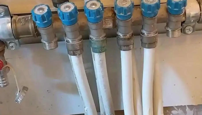 Mestereanuro   Instalatori Electricieni Lacatusi Tamplari Bucuresti Teava - București