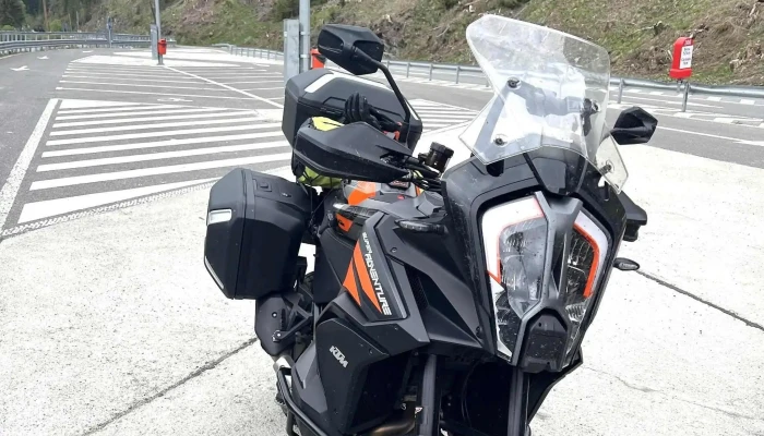 Parcare Pentru Autovehicule -  Telefon - Comuna Cârlibaba