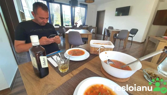Pensiunea La Mustata -  Mancaruribauturi - Isverna