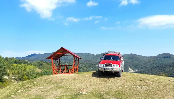 Piatra Matei Aproape De Mine - Romania