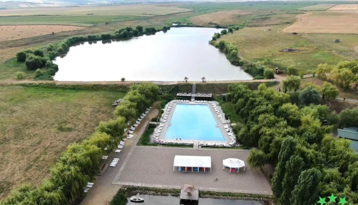 Piscina Lac Luncani -  Comentarii - Luncani