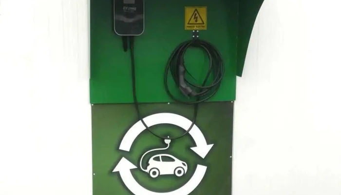 Planet Tiptronic -  Exterior - Mitocu Dragomirnei
