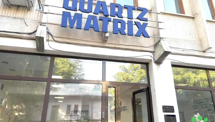 Quartz Matrix -  Adresă - Iași