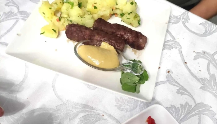Restaurant La Pentelescu -  Adresă - Poiana Stampei