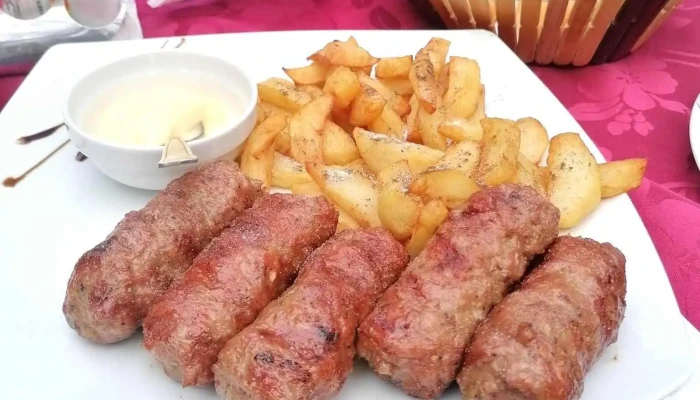 Restaurant Padurea Verde Paulesti Cevapi - Păulești