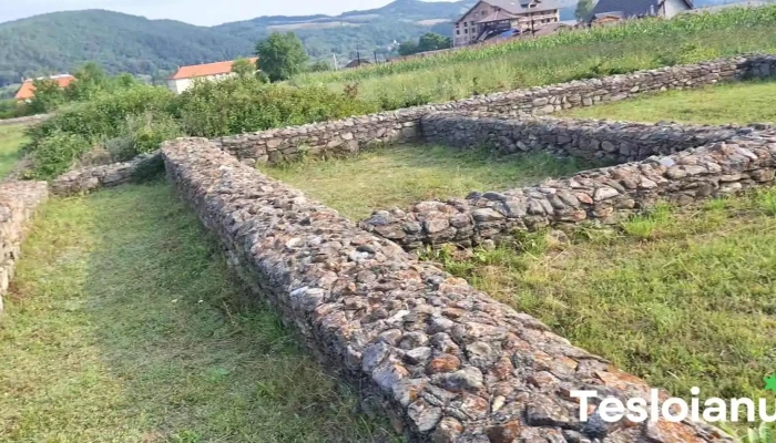 Sanctuarul Zeilor Esculap Si Hygia Videoclipuri - Sarmizegetusa