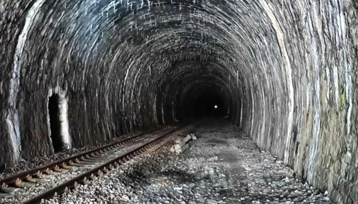 Tunelul Teliu -  Deschis Acum - Dn10