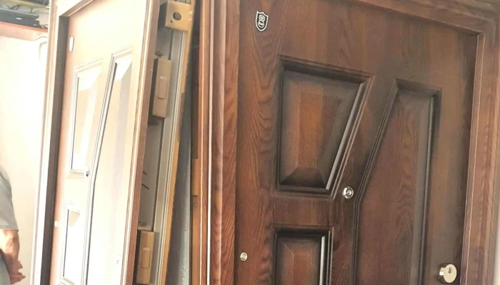 Usi Interior Lemnusi Metalice Program - Suceava