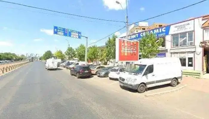 Usi Metalice Apartament Cu Montaj Bucuresti -  Street View Si 360deg - București